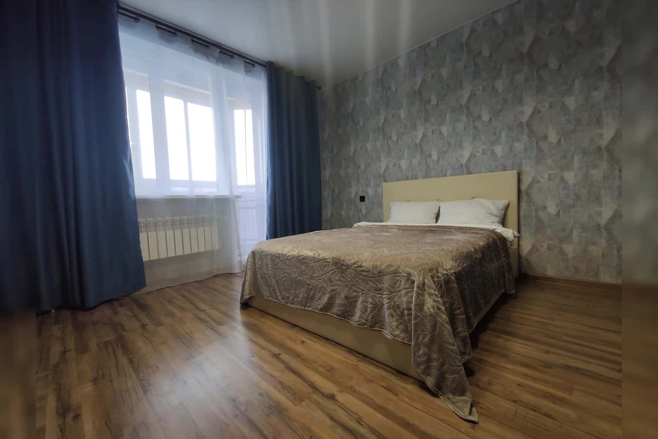 Снять квартиру посуточно в Ярославле у ГУОР по хоккею (1-я Веткинская ул., 3) 16