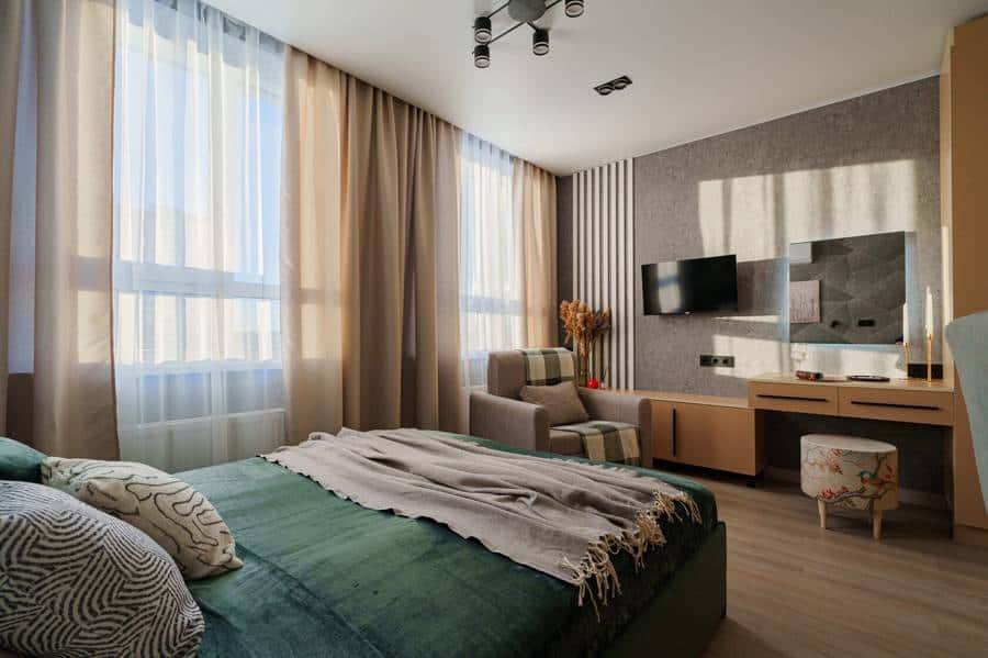 Квартира-студия посуточно в Екатеринбурге, ул. Репина, 109