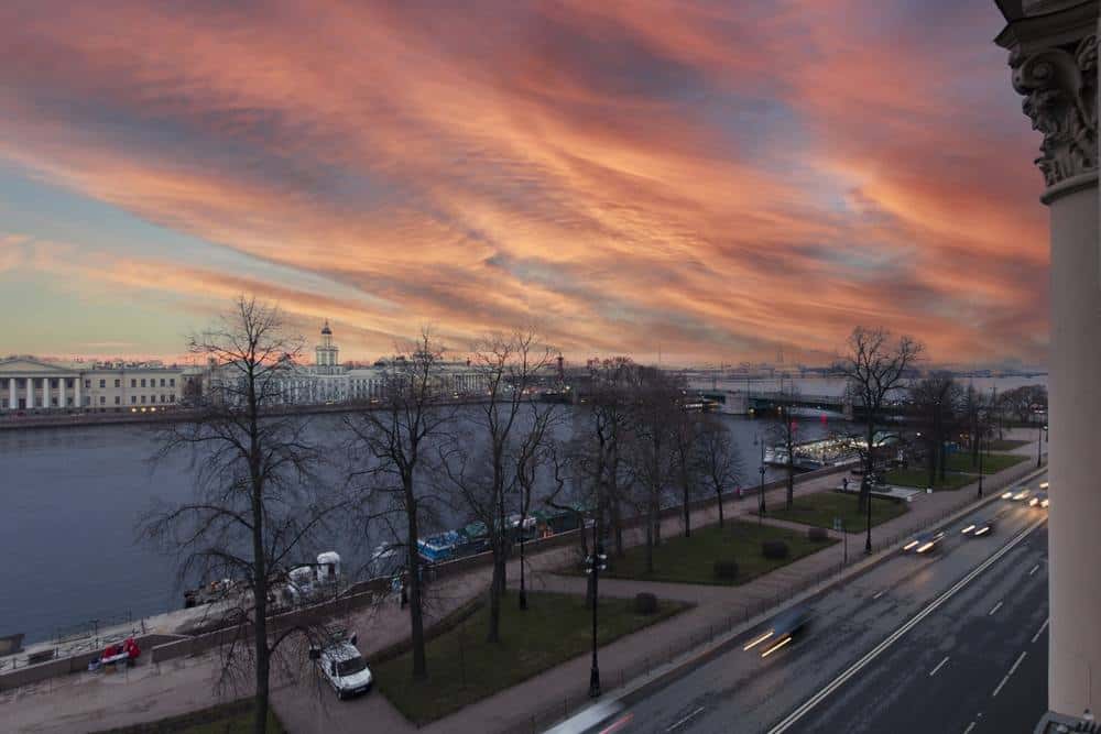 4-комнатная квартира посуточно в Санкт-Петербурге, Адмиралтейская набережная 10 7