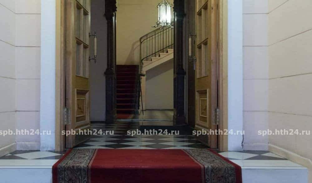2-комнатная квартира посуточно в Санкт-Петербурге, Английская набережная 20 10
