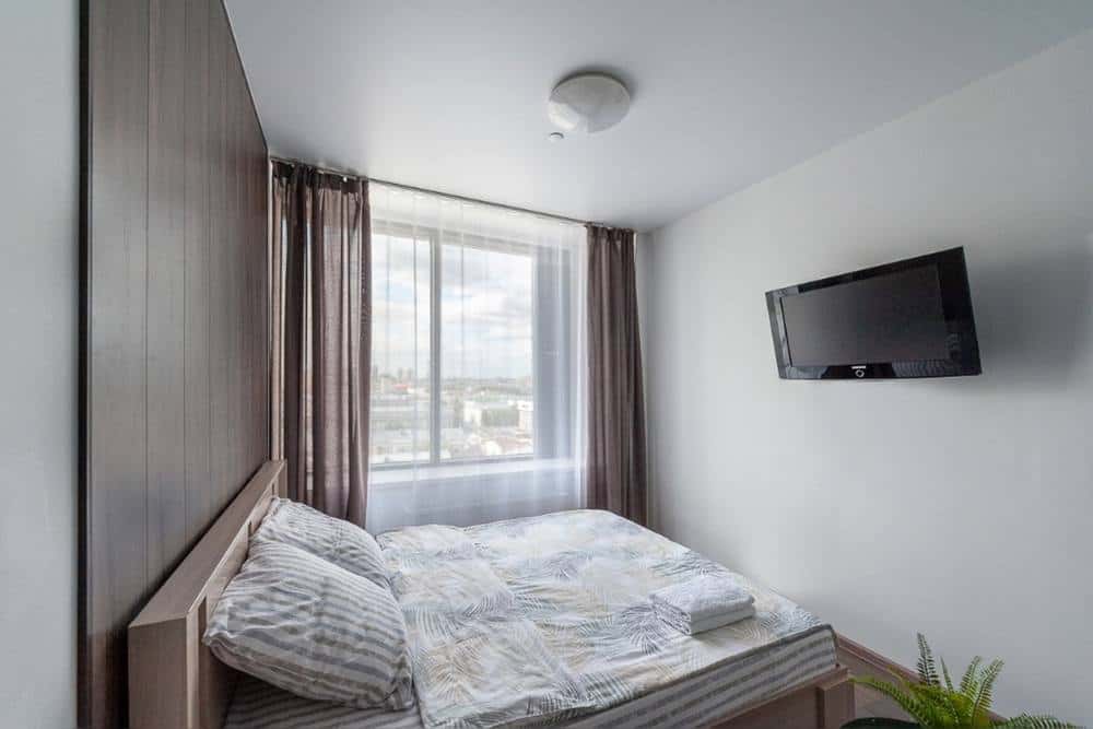 Квартира-студия посуточно в Екатеринбурге, ул. Малышева, 42а 5