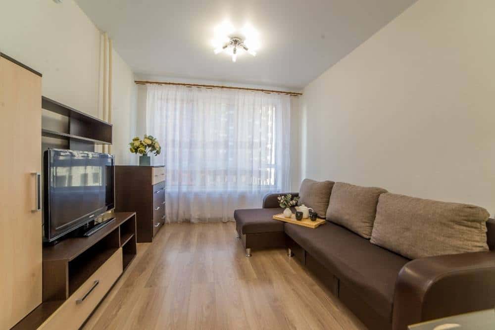 2-комнатная квартира посуточно в Екатеринбурге, Космонавтов, 11в 7