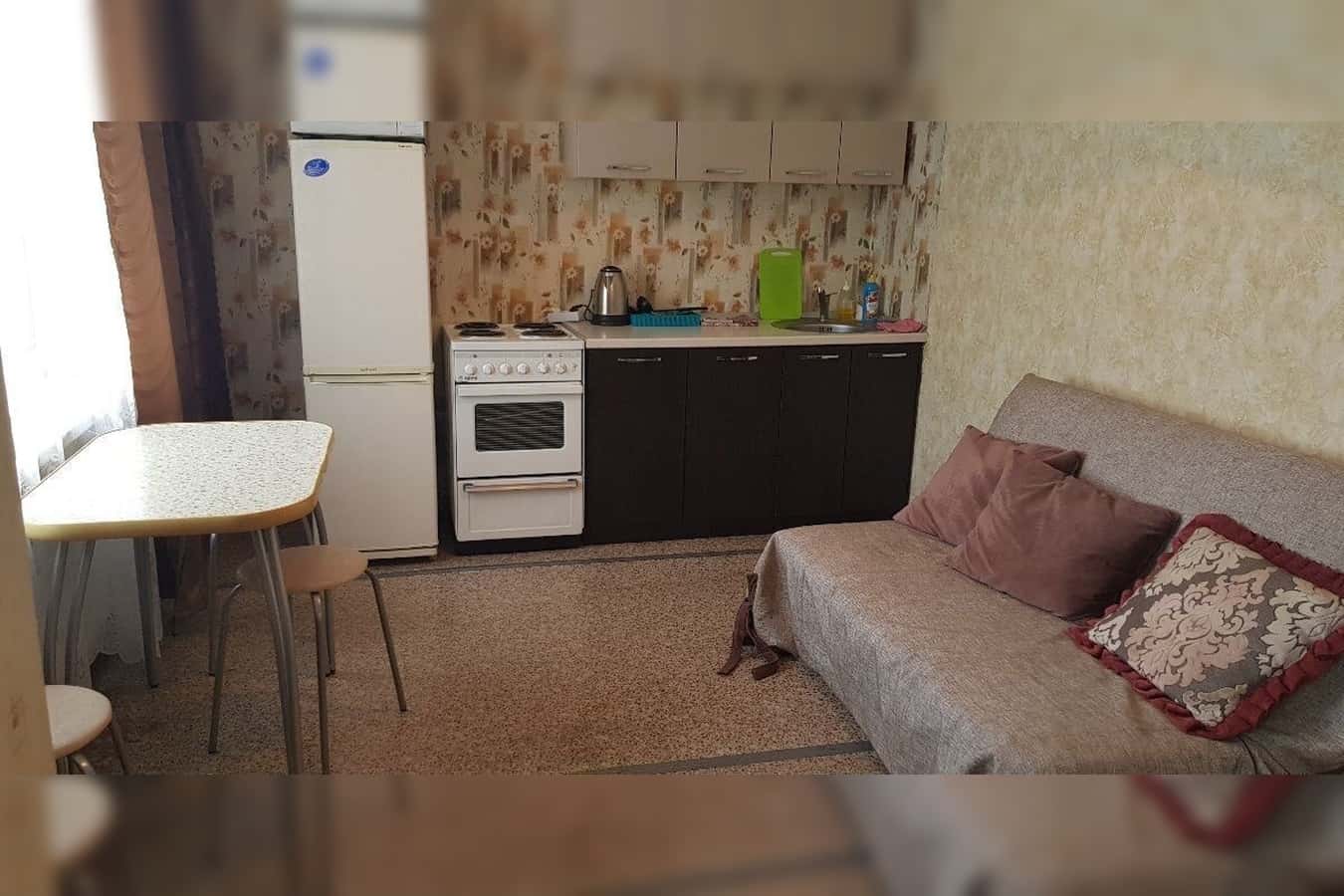 1-комнатная квартира посуточно в Челябинске, ул. Гагарина, 1а 4