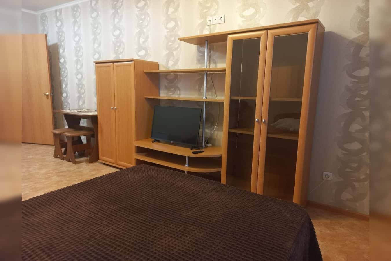 1-комнатная квартира посуточно в Красноярске, Ярыгинская наб., 9 6