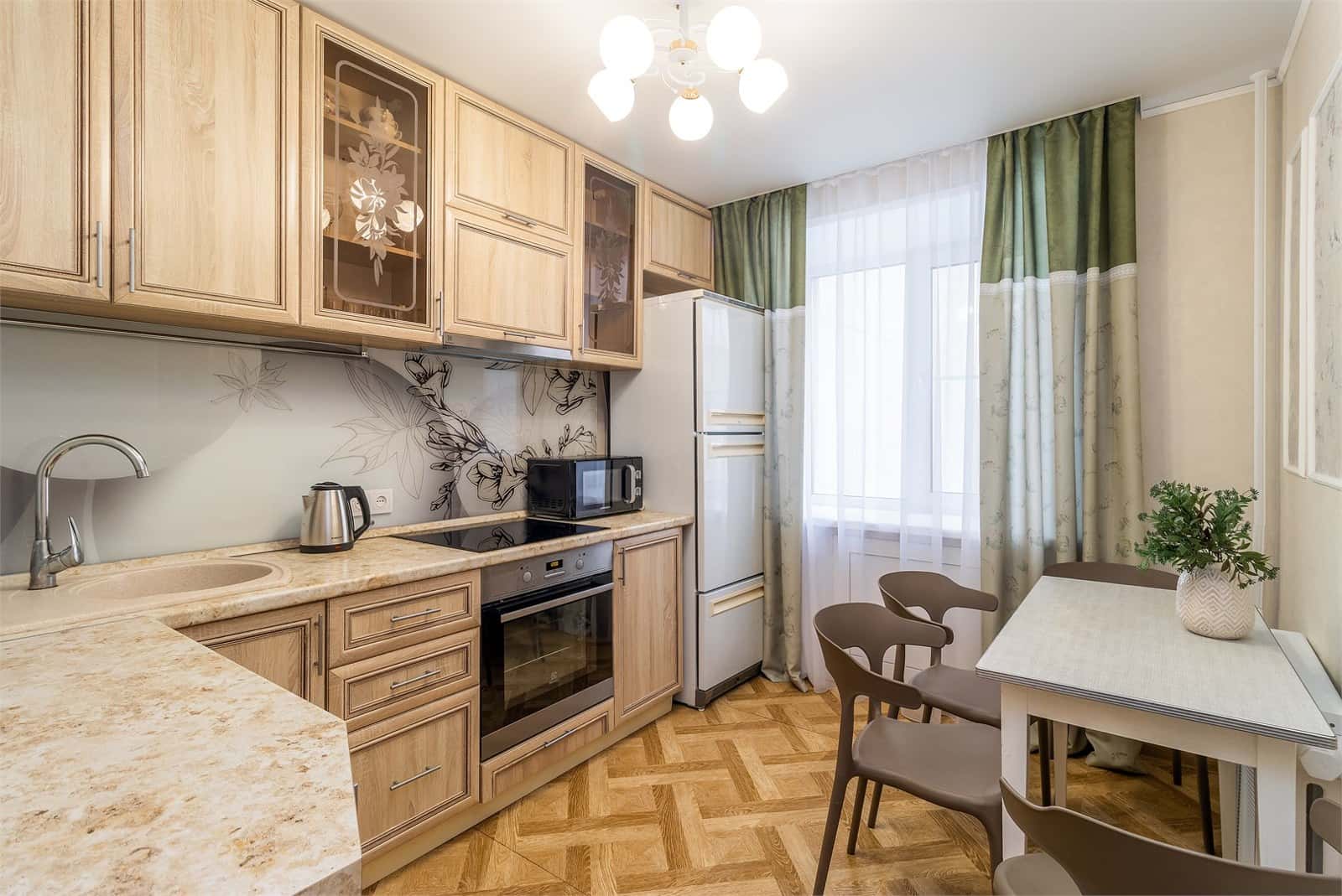 3-комнатная квартира посуточно в Нижнем Новгороде, бульвар Мира, 5 8