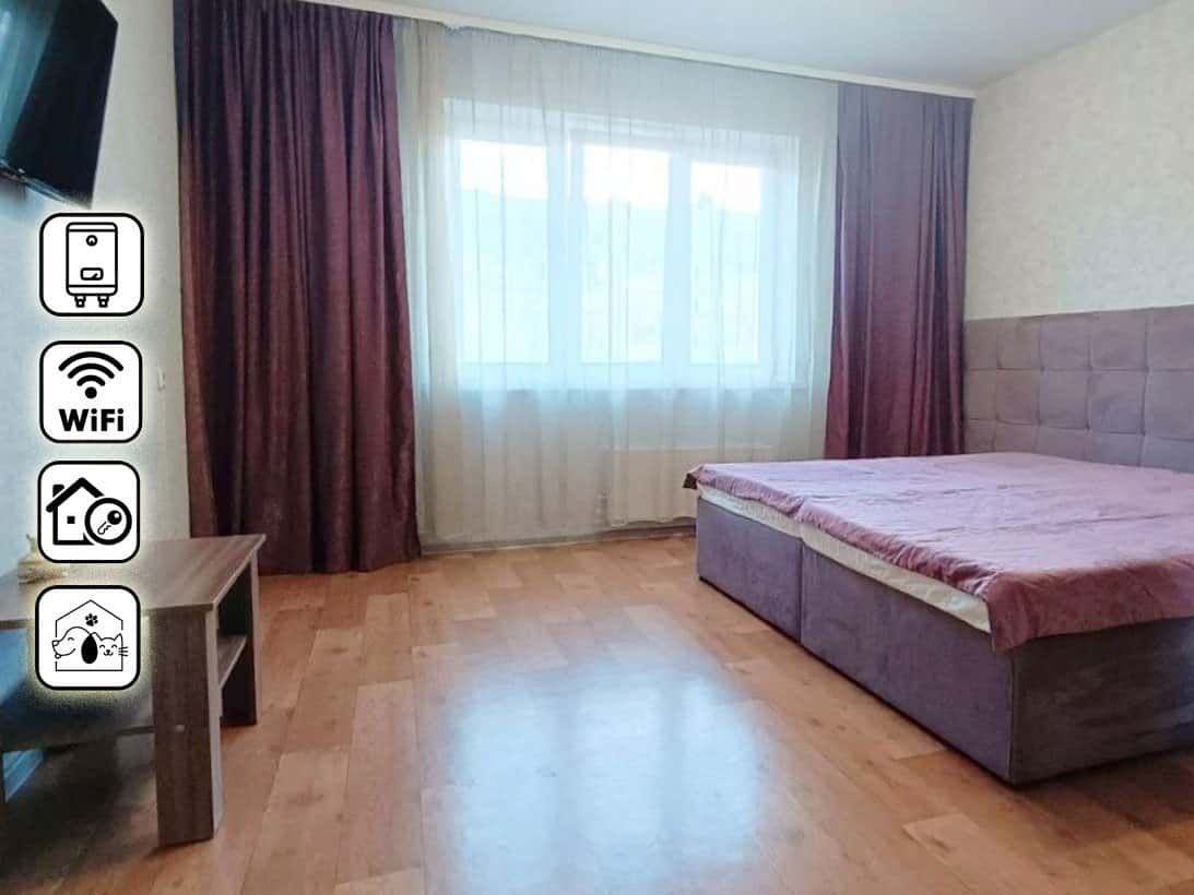 1-комнатная квартира посуточно в Красноярске, ул. Партизана Железняка, 61