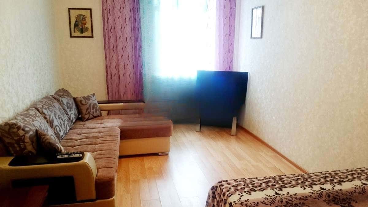 1-комнатная квартира посуточно в Казани, ул. Карла Маркса, 42 2