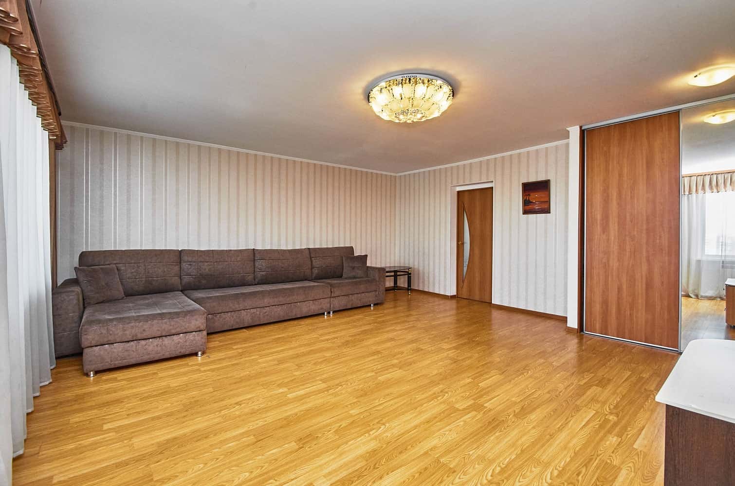 2-комнатная квартира посуточно, Томск, пер. Дербышевский, 17 3