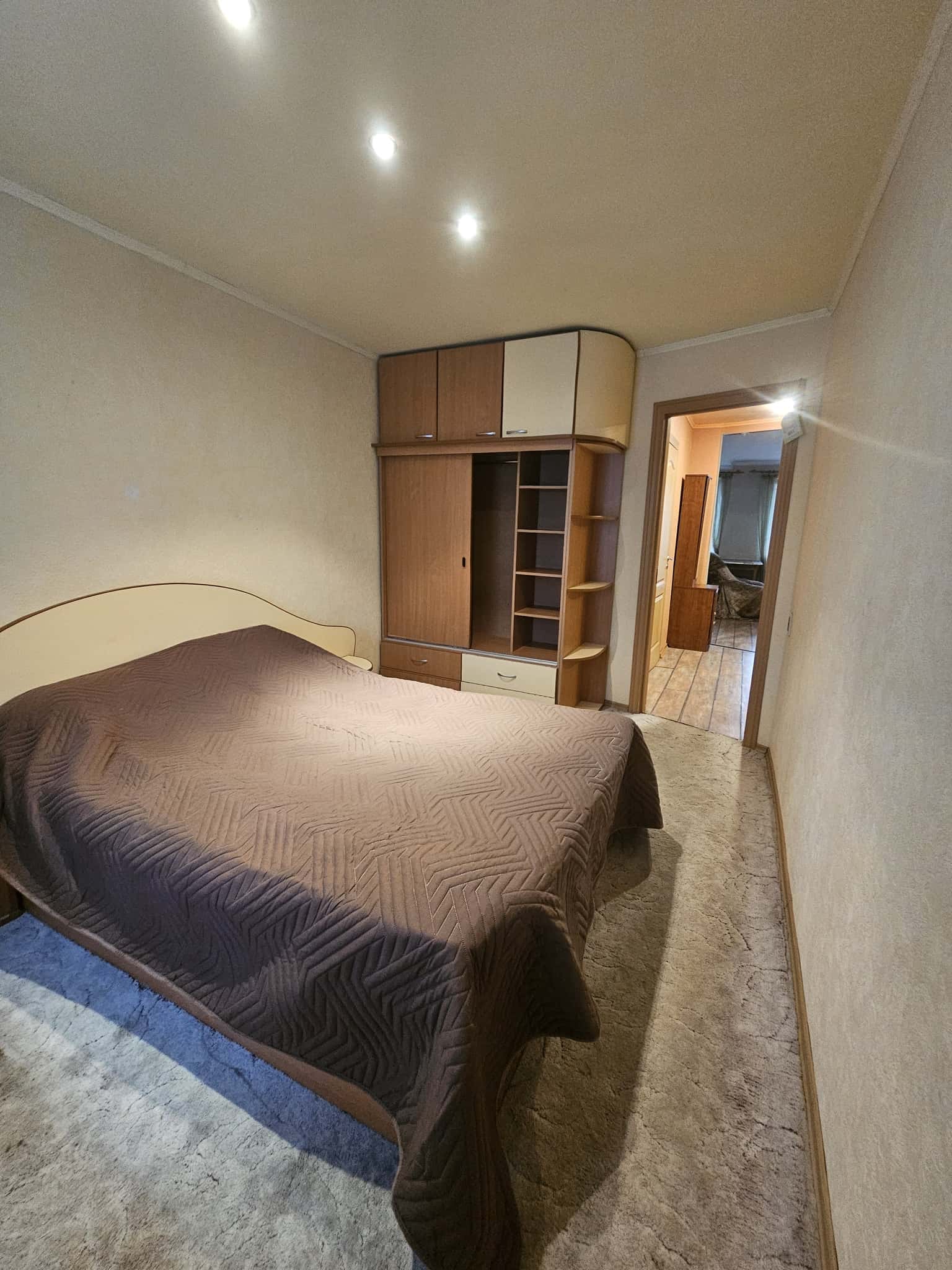 3-комнатная квартира посуточно, Ярославль, Чехова 25 корпус 2 2