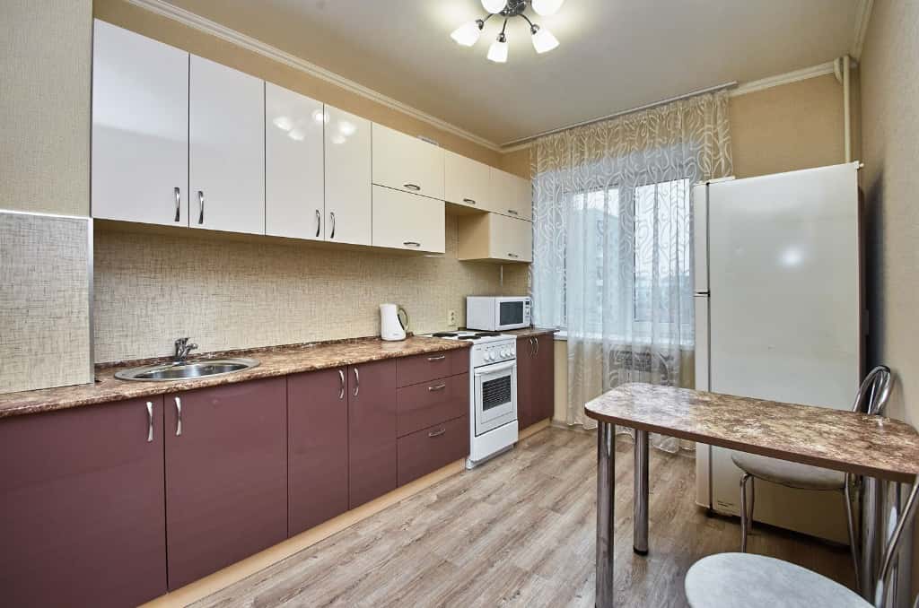 3-комнатная квартира посуточно, Томск, ул. Советская 105 9