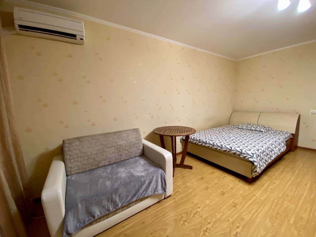 1-комнатная квартира посуточно, Самара, Солнечная, 53 8