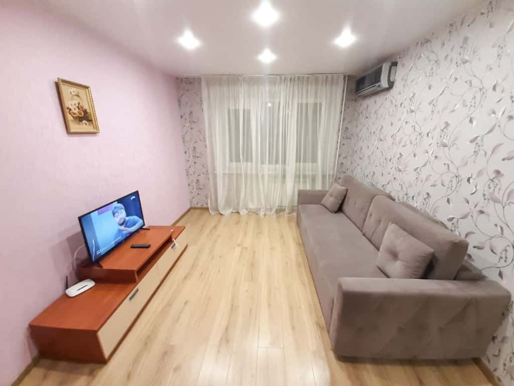 2-комнатная квартира посуточно, Самара, Вольская, 63 2