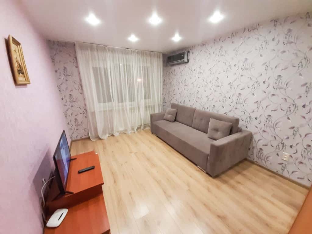 2-комнатная квартира посуточно, Самара, Вольская, 63 4