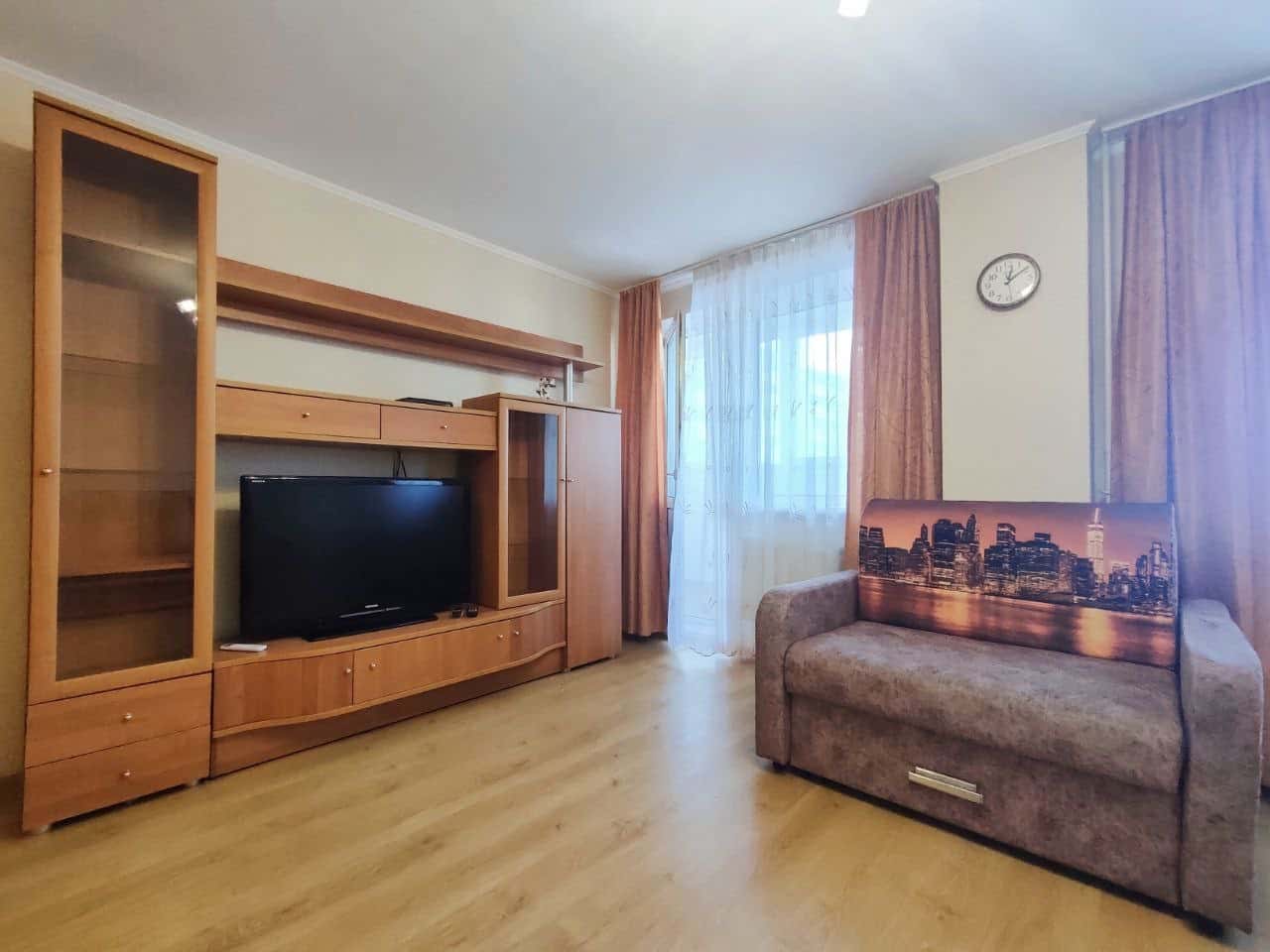 3-комнатная квартира посуточно, Самара, Карла Маркса, 177В 10