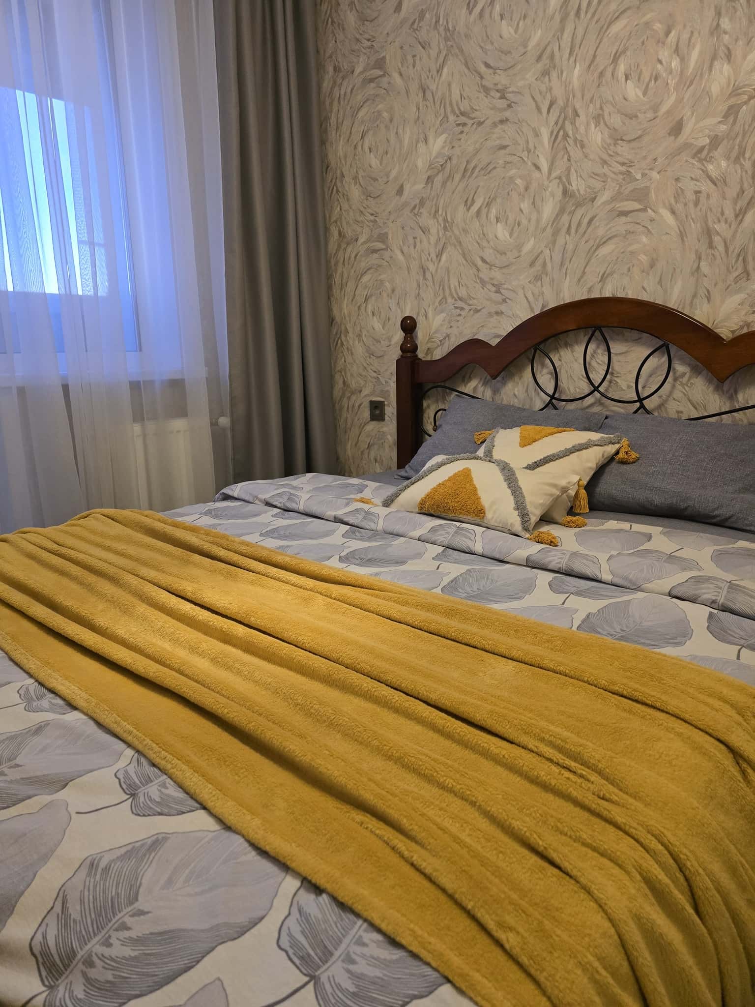 2-комнатная квартира посуточно, Барнаул, Северный Власихинский проезд, 102 — Северный Власихинский проезд, 102