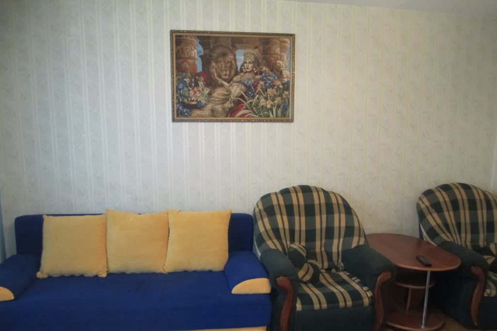 3-комнатная квартира посуточно, Нижнекамск, Чишмале, 1 9