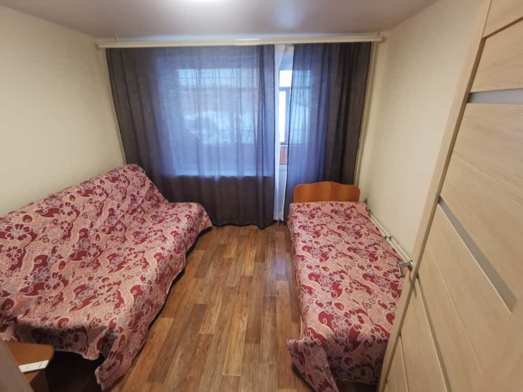 2-комнатная квартира посуточно, Нижнекамск, Строителей пр., 52 8