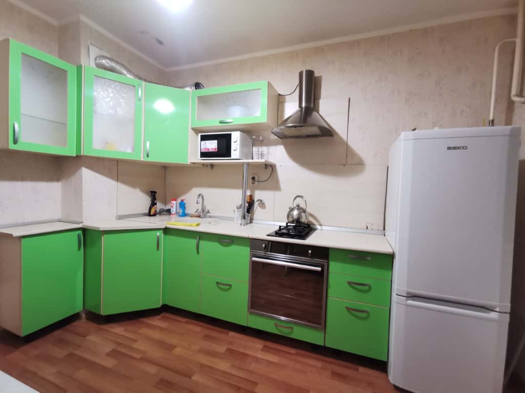 1-комнатная квартира посуточно, Нижнекамск, Гайнуллина 4 4