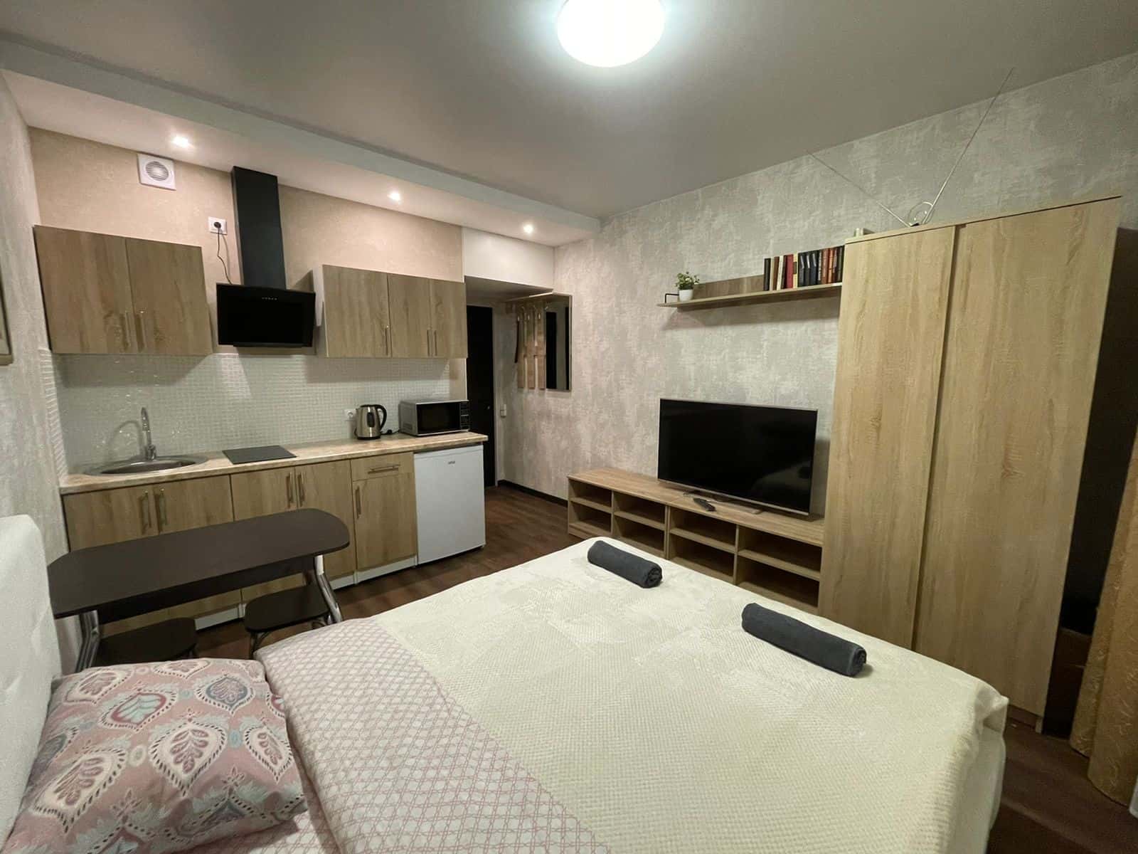 Квартира-студия посуточно, Москва, Тюменский проезд, 3к1 8