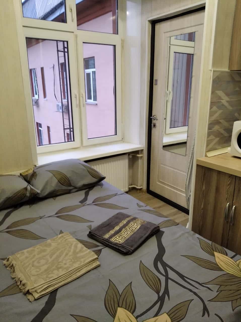 Kvartira-studiya posutochno, Moskva, ul. Verkhnyaya Pervomayskaya, 36 — ul. Verkhnyaya Pervomayskaya, 36
