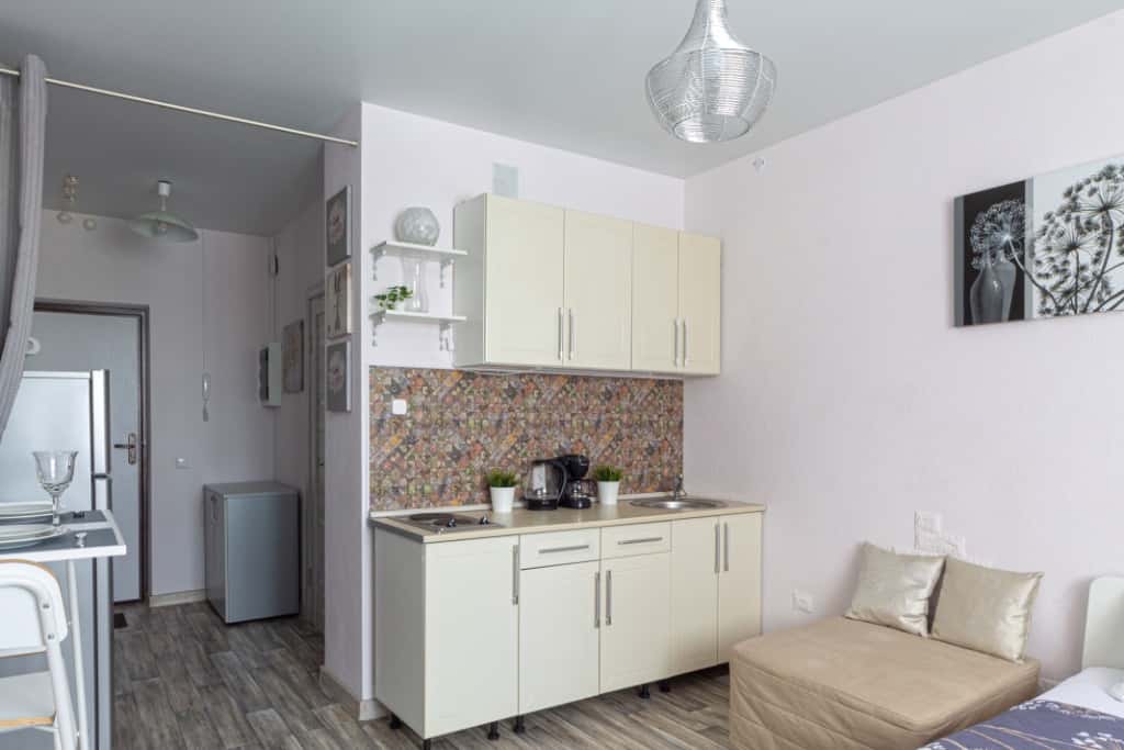 1-комнатная квартира посуточно, Нижний Новгород, ул. Бурнаковская, 93 2