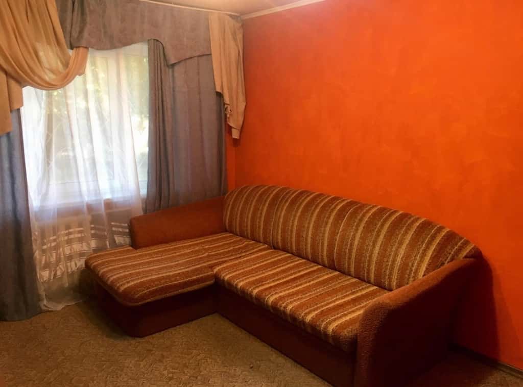 3-komnatnaya kvartira posutochno, Barnaul, ul. Molodezhnaya, 30 — ul. Molodezhnaya, 30