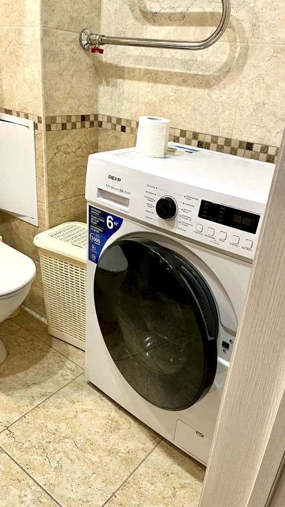 Квартира-студия посуточно, Омск, Звездова 127 6