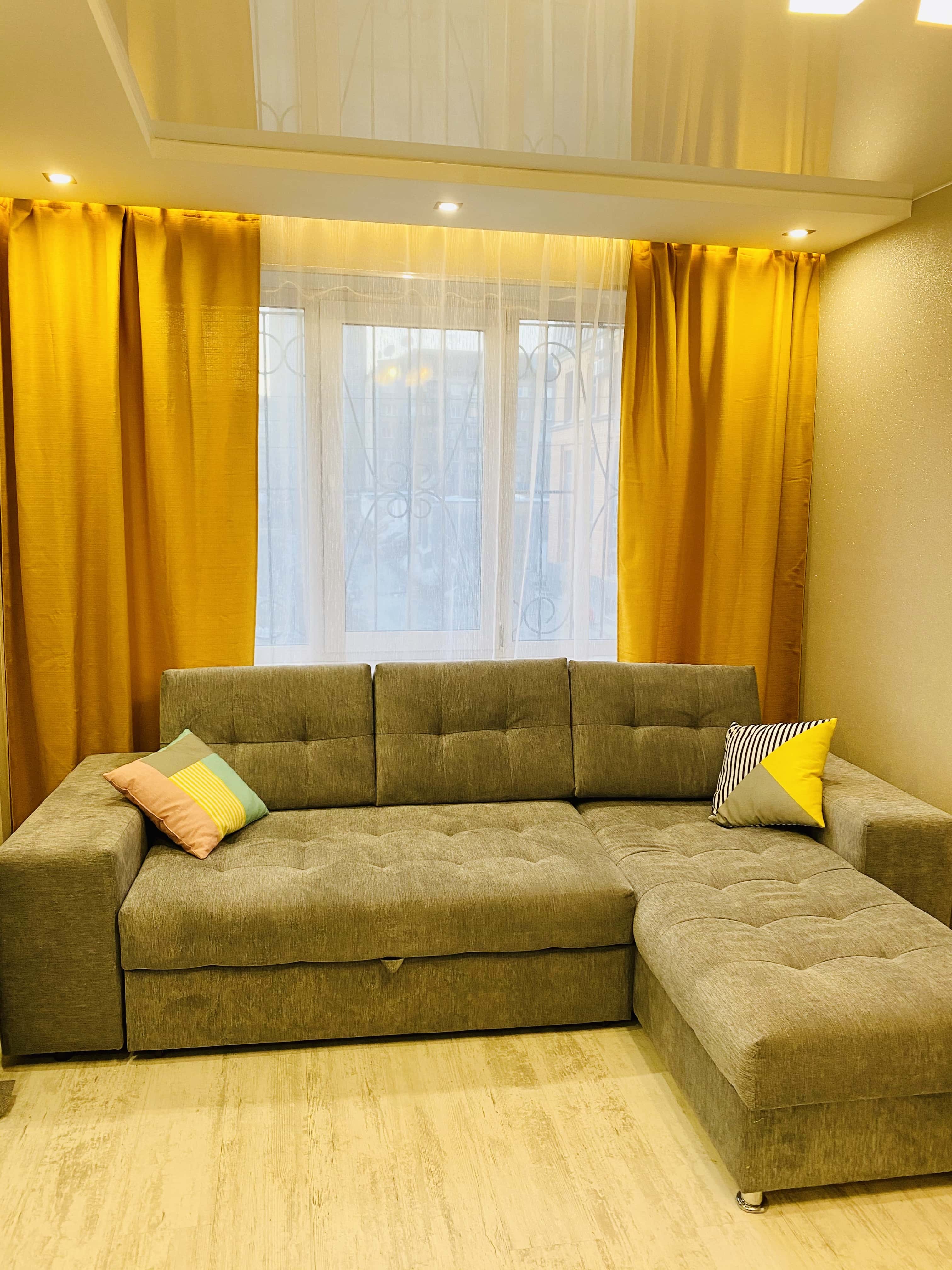 2-комнатная квартира посуточно, Барнаул, Чкалова, 57 2