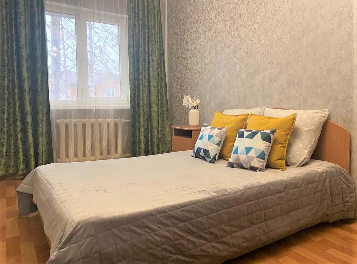 2-комнатная квартира посуточно, Барнаул, улица Чкалова д. 30