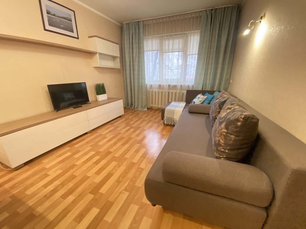 2-комнатная квартира посуточно, Барнаул, улица Чкалова д. 30 5