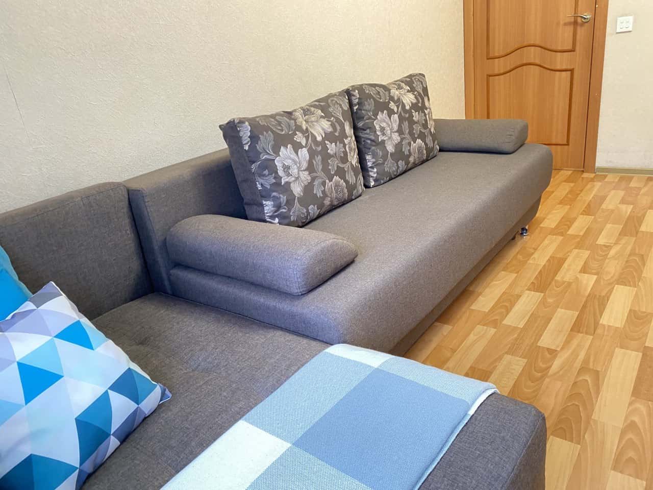 2-комнатная квартира посуточно, Барнаул, улица Чкалова д. 30 7