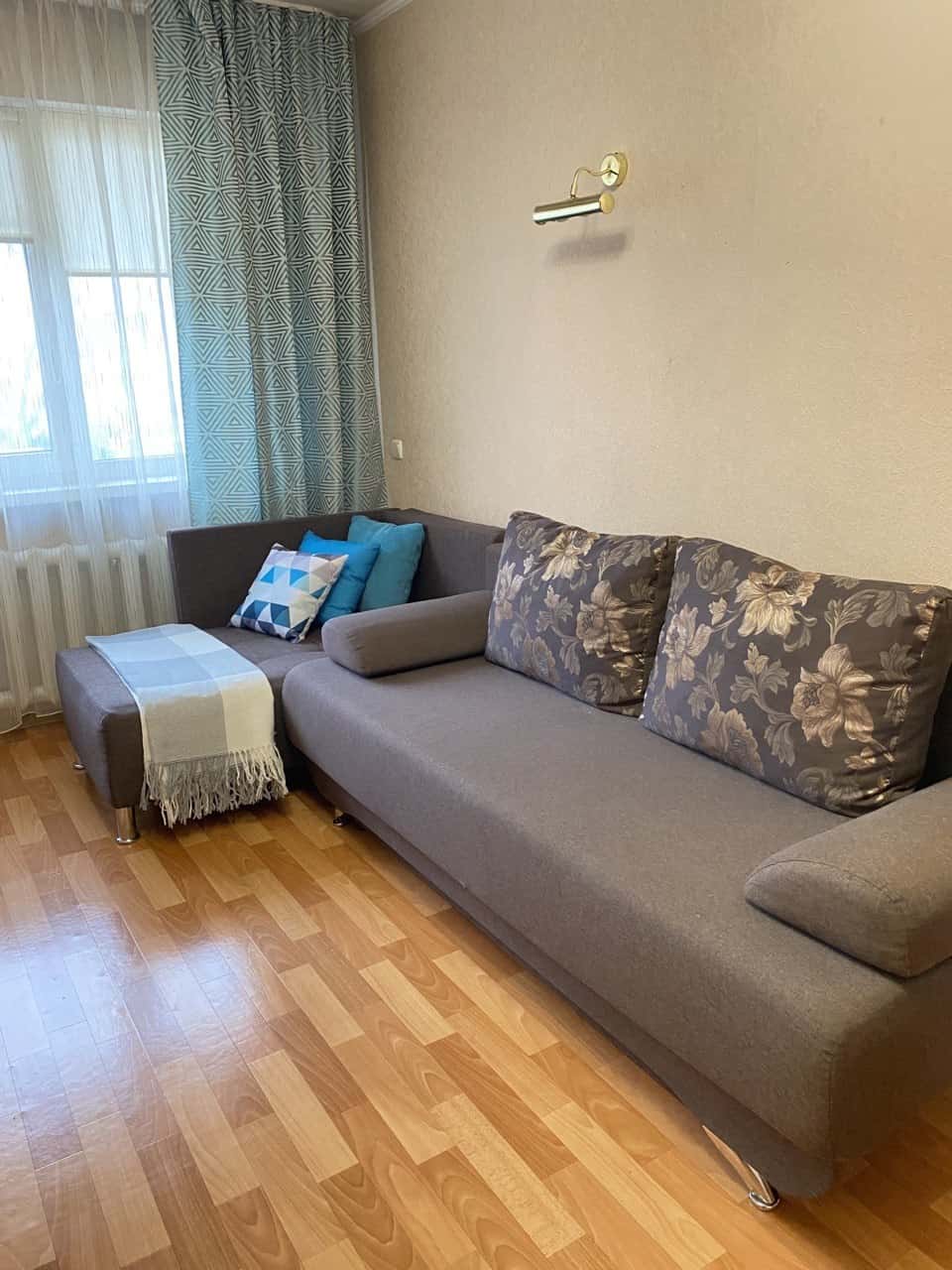 2-комнатная квартира посуточно, Барнаул, улица Чкалова д. 30 8