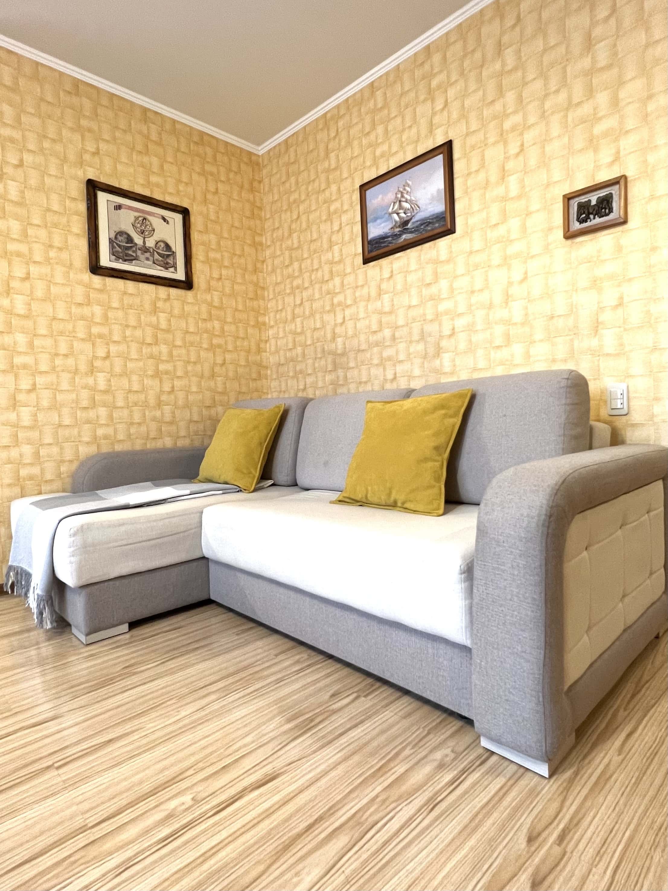 2-комнатная квартира посуточно, Барнаул, проспект Социалистический д. 59 5