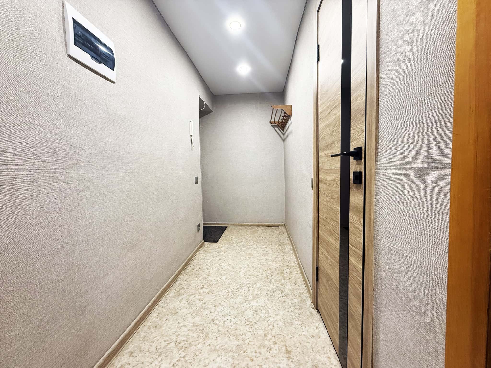 2-комнатная квартира посуточно, Барнаул, проспект Ленина 37 9