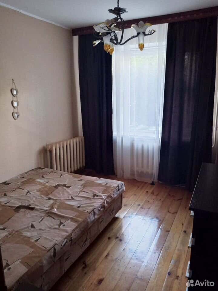 3-комнатная квартира посуточно, Брянск, ул. Романа Брянского, 5 4