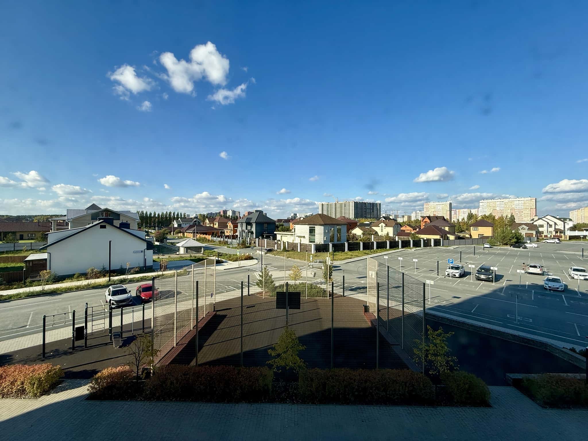 2-комнатная квартира посуточно, Тюмень, ул. Фармана Салманова, д. 5 6