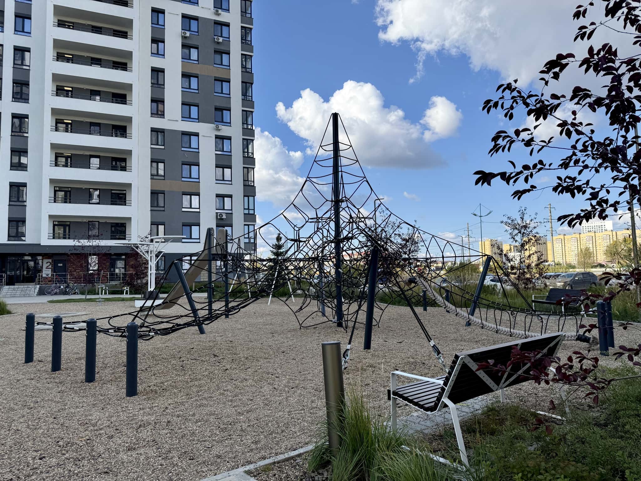 1-комнатная квартира посуточно, Тюмень, ул. Фармана Салманова, д. 21 8