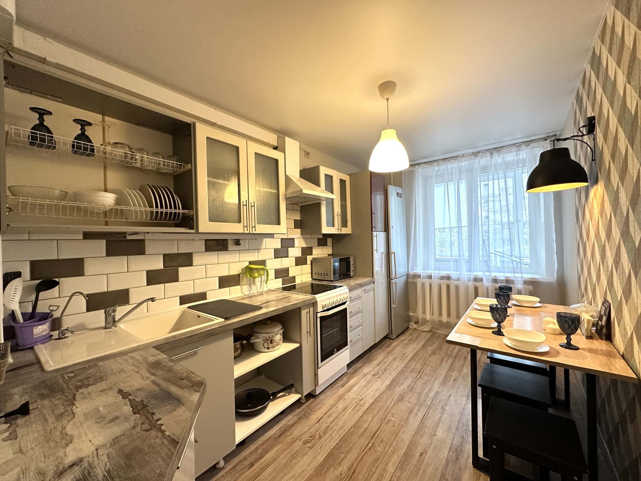 3-комнатная квартира посуточно, Тюмень, ул. Ямская, д. 94Г 4