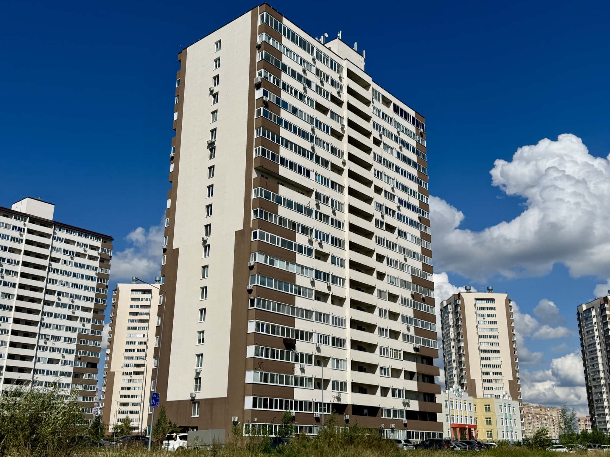 Квартира-студия посуточно, Тюмень, ул. Вадима Бованенко, д. 5 8