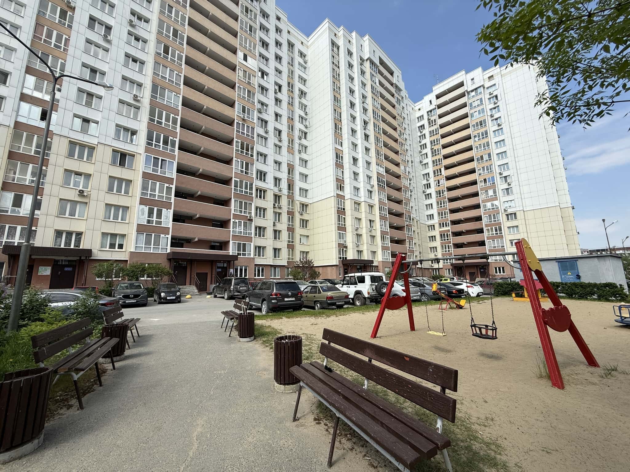 3-комнатная квартира посуточно, Тюмень, ул. Николая Зелинского, д. 19 7