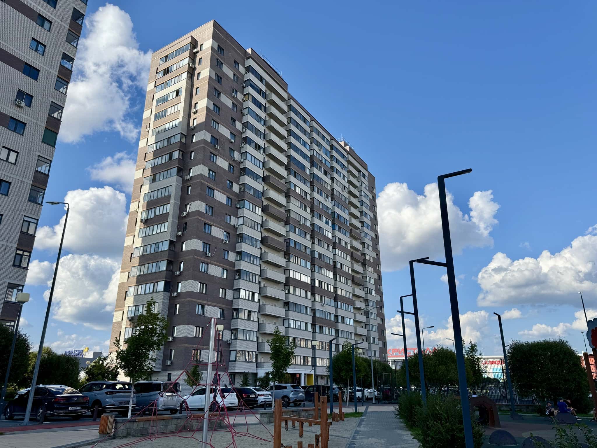 1-комнатная квартира посуточно, Тюмень, ул. Дмитрия Менделеева, д. 2 8