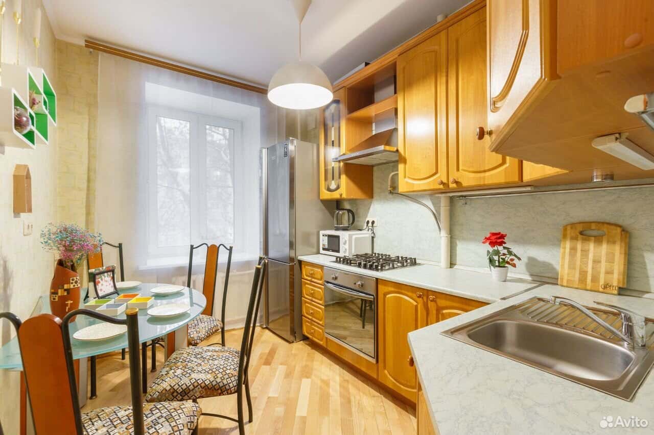 1-комнатная квартира посуточно, Москва, Васильевская ул., 4 15