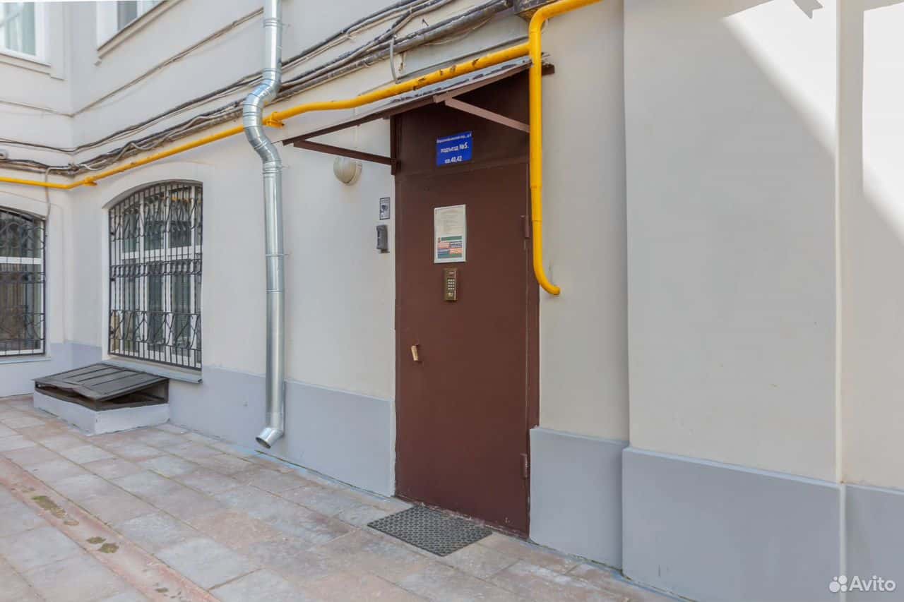 2-комнатная квартира посуточно, Москва, Варсонофьевский пер., 4с1 12
