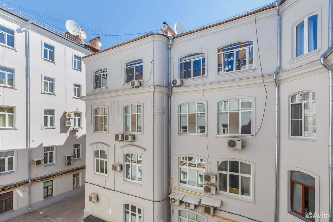 2-комнатная квартира посуточно, Москва, Варсонофьевский пер., 4с1 14