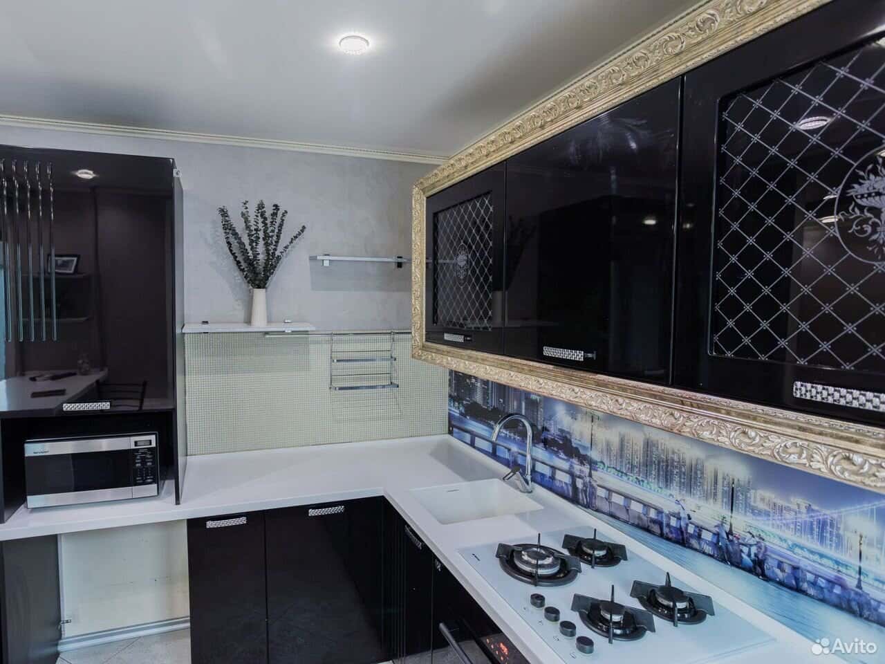 2-комнатная квартира посуточно, Москва, Гусятников пер., 9 6