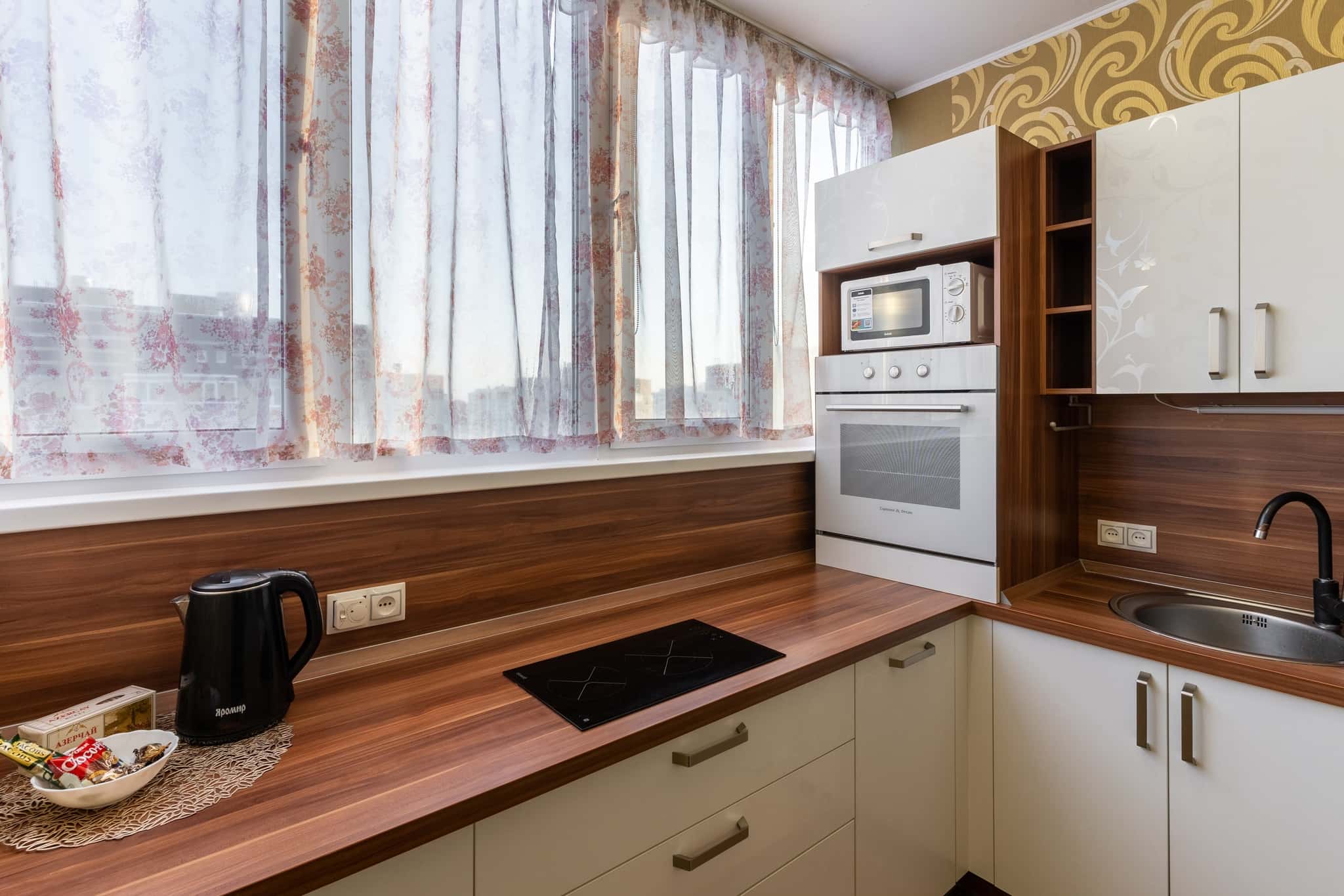 1-комнатная квартира посуточно, Тюмень, ул. Николая Зелинского, д. 1к1 9