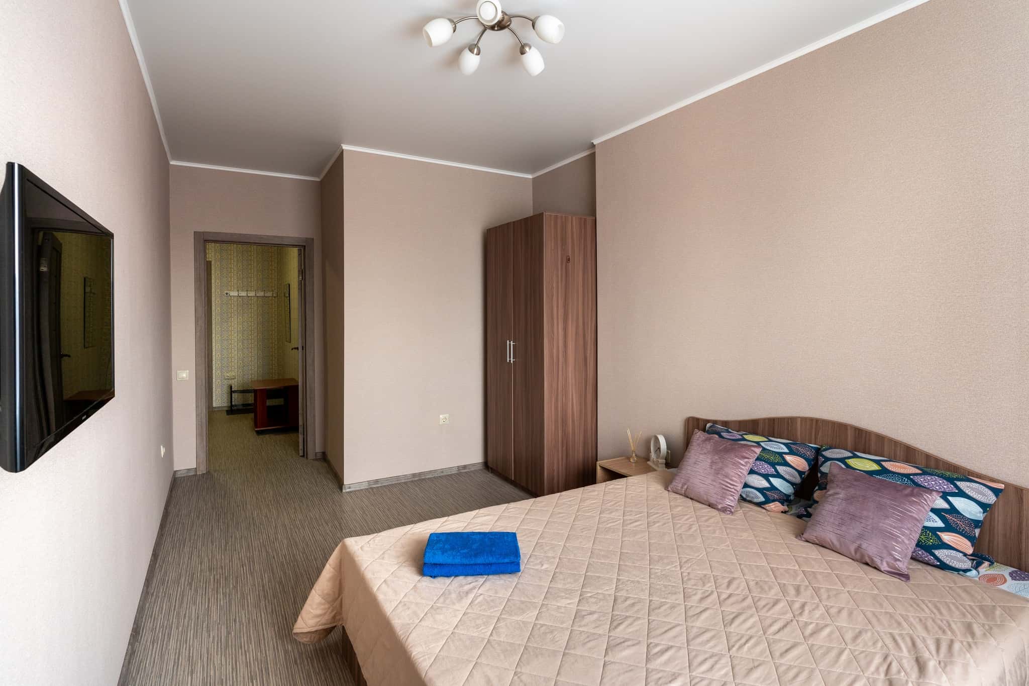 1-комнатная квартира посуточно, Тюмень, ул. Николая Зелинского, д. 1к1 3