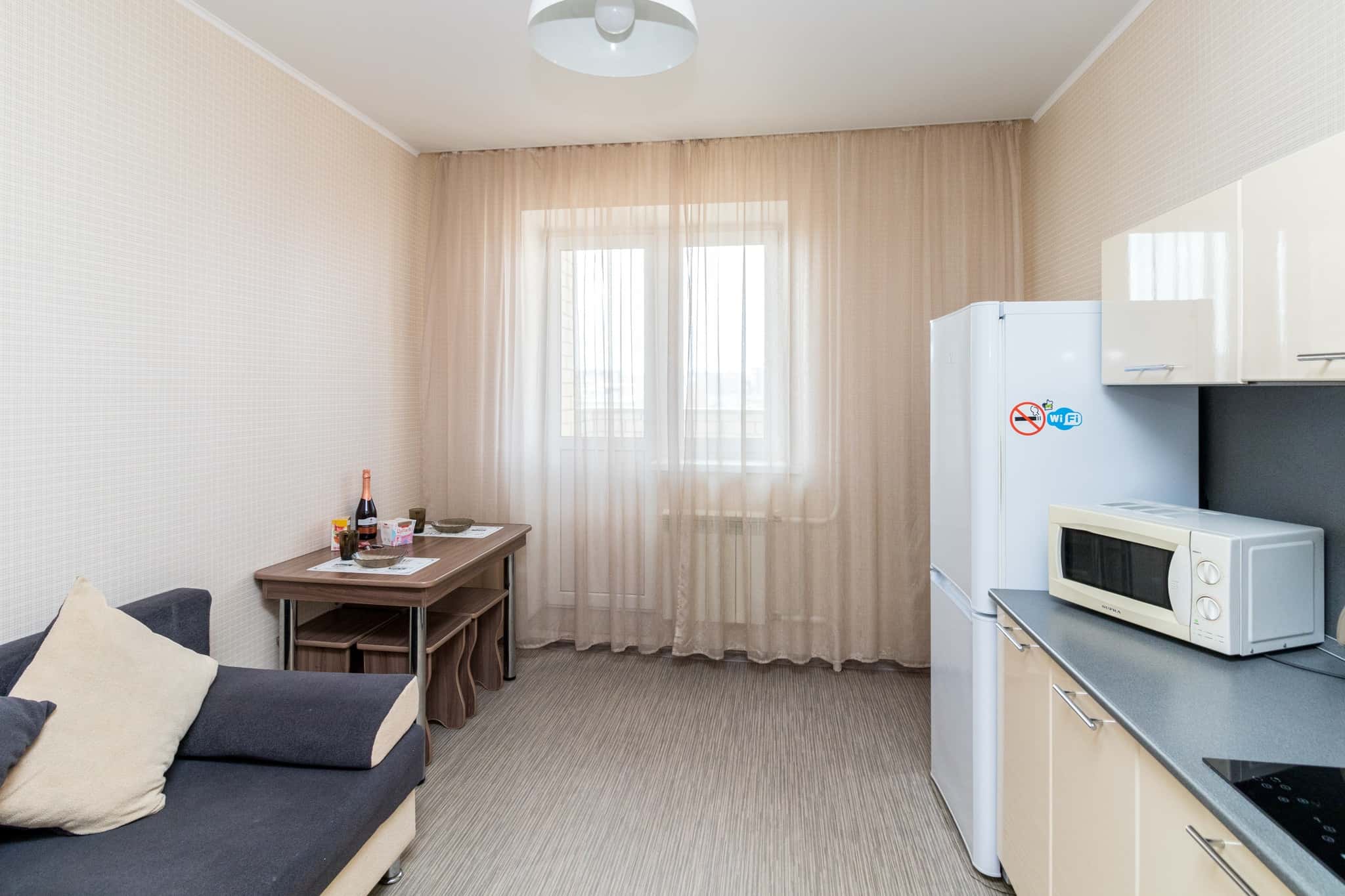 1-комнатная квартира посуточно, Тюмень, ул. Николая Зелинского, д. 1к1 8