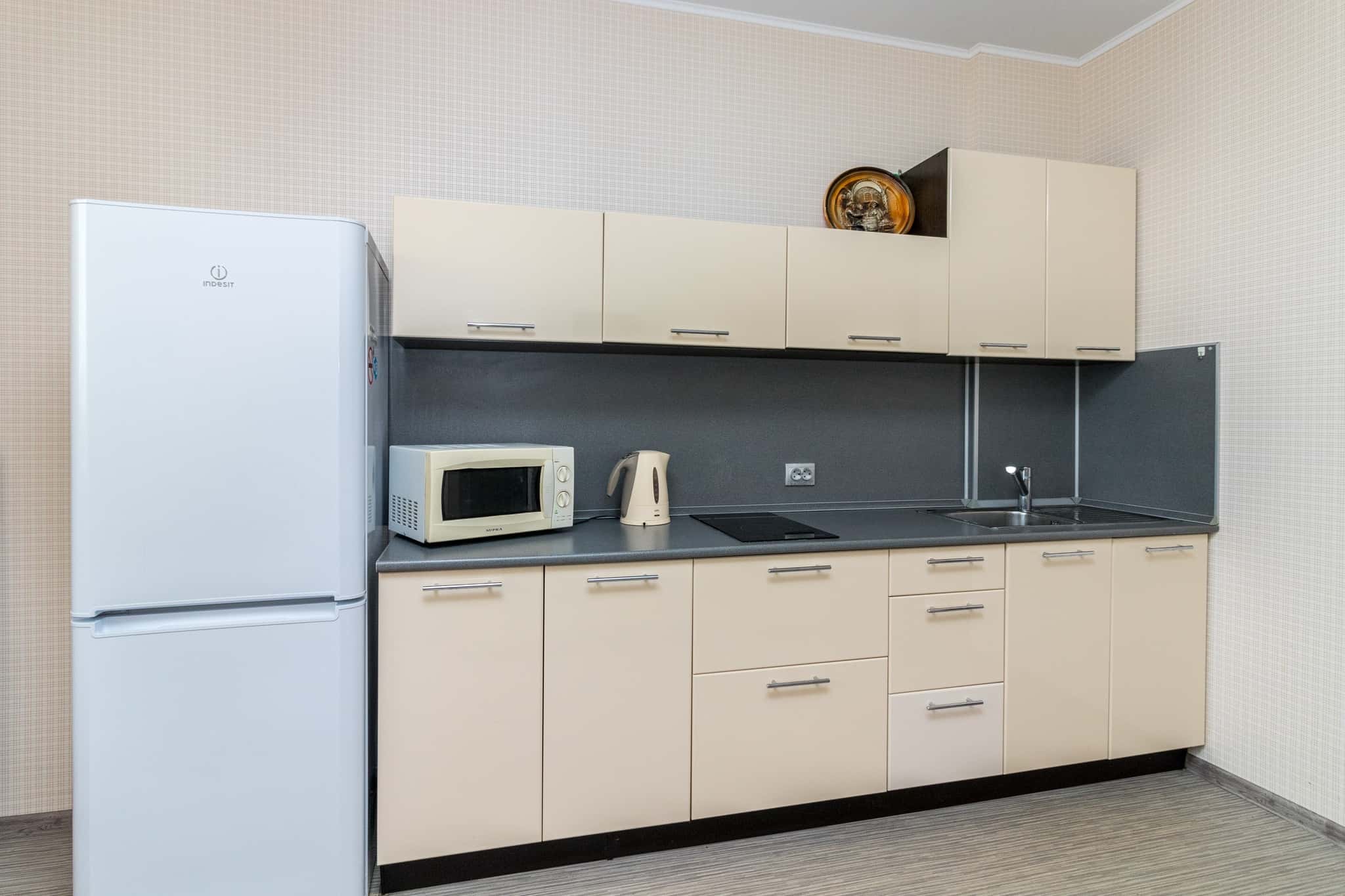 1-комнатная квартира посуточно, Тюмень, ул. Николая Зелинского, д. 1к1 11