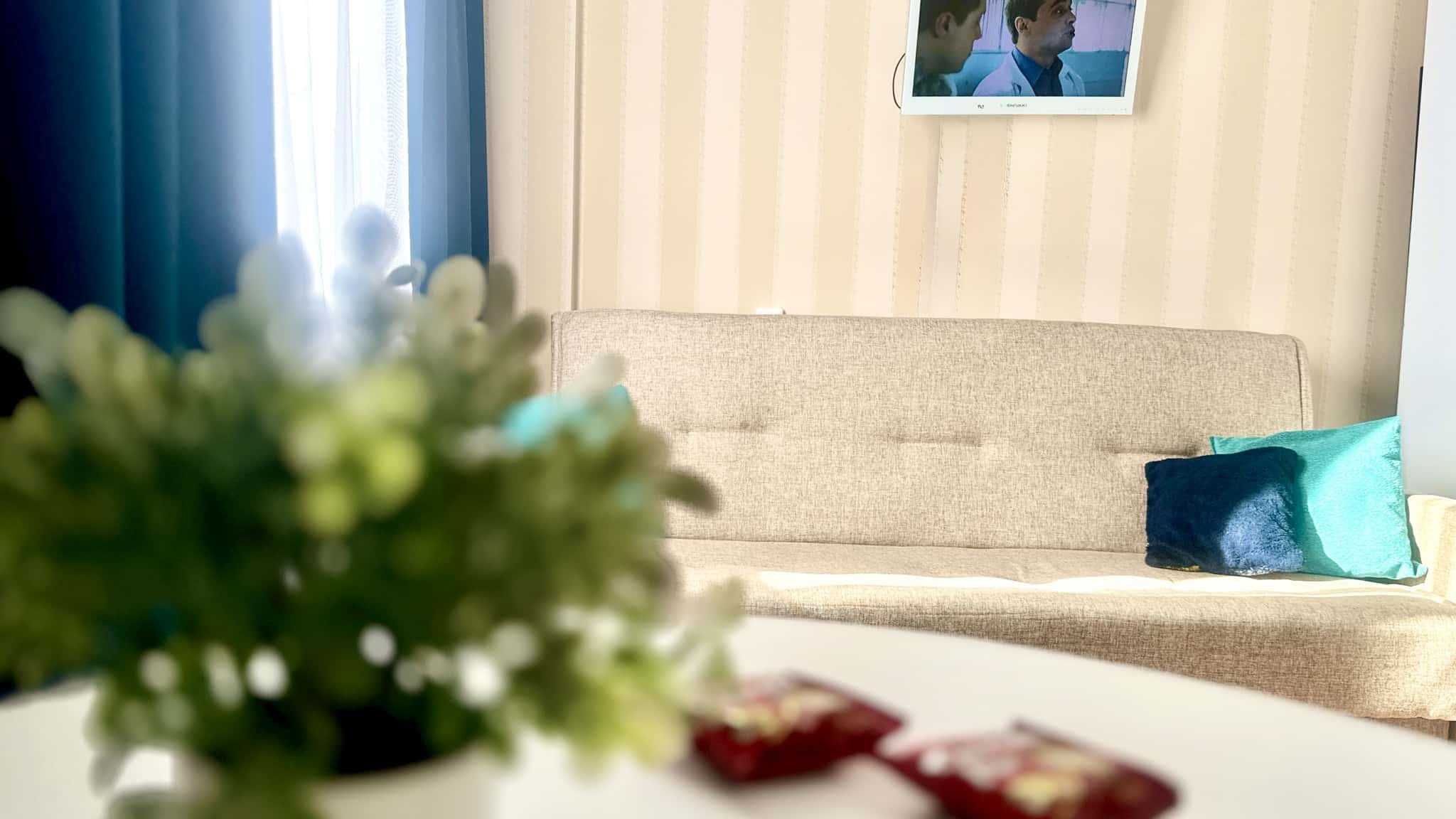 Квартира-студия посуточно, Ульяновск, пр-т Ливанова, 4 8